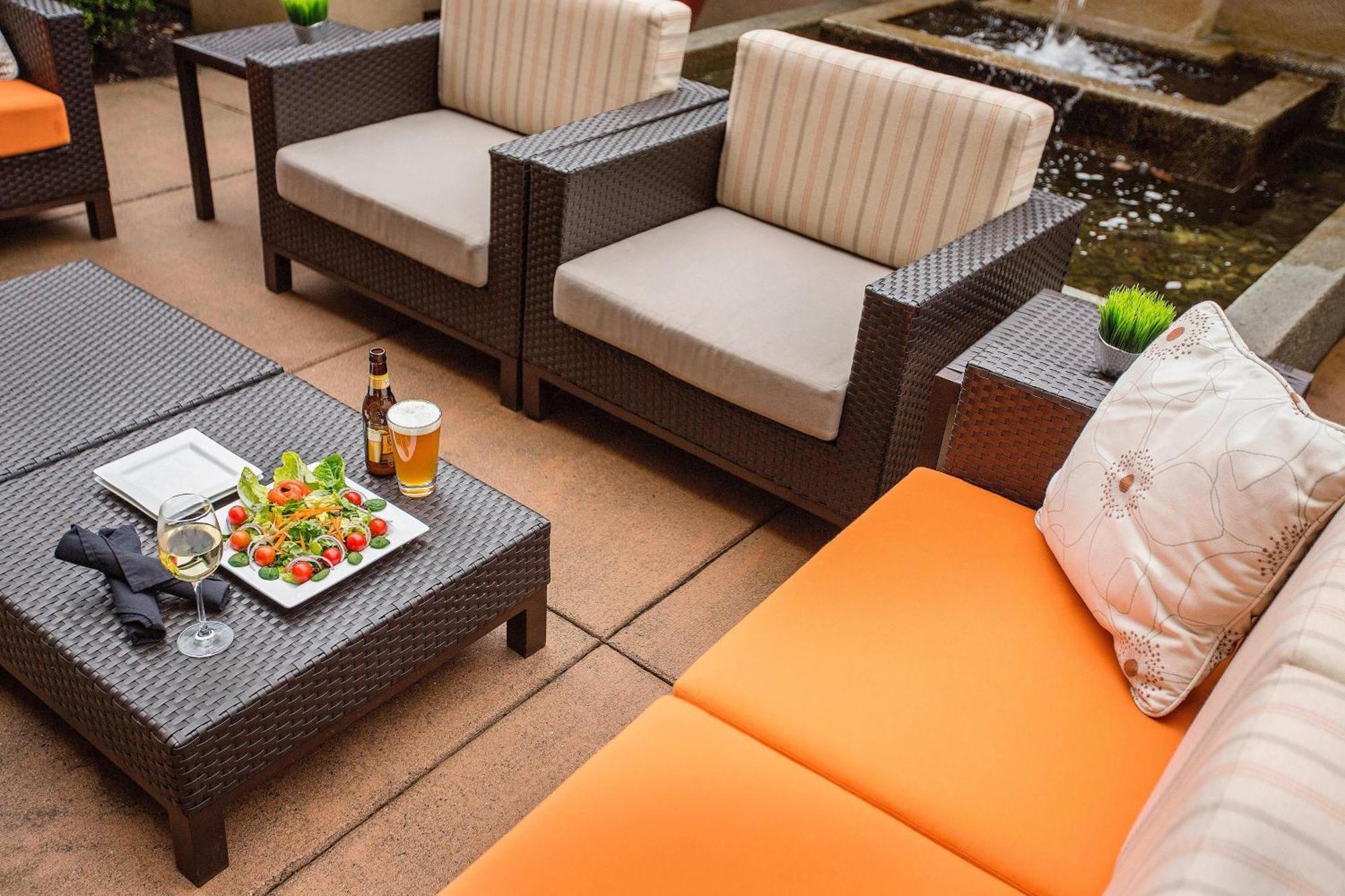 Courtyard Seattle Sea-Tac Area Hotel Tukwila Exterior photo